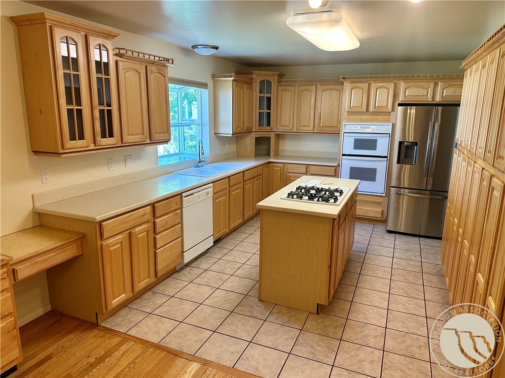 Property Photo:  1419 Rimrock  MT 59102 