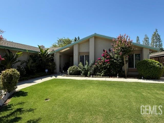 Property Photo:  7009 Quailwood Drive  CA 93309 