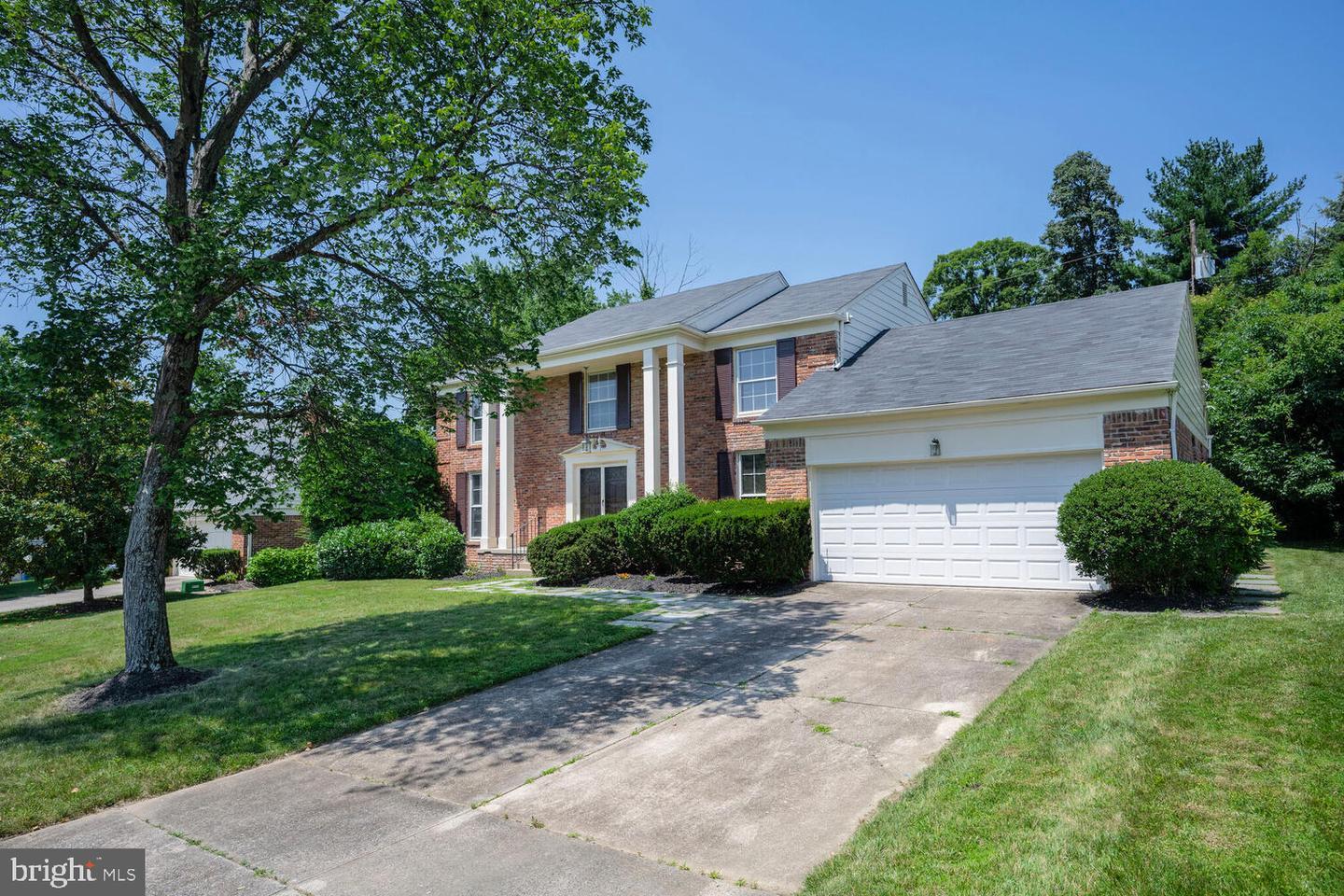 Property Photo: 11124 Hunt Club Drive MD 20854