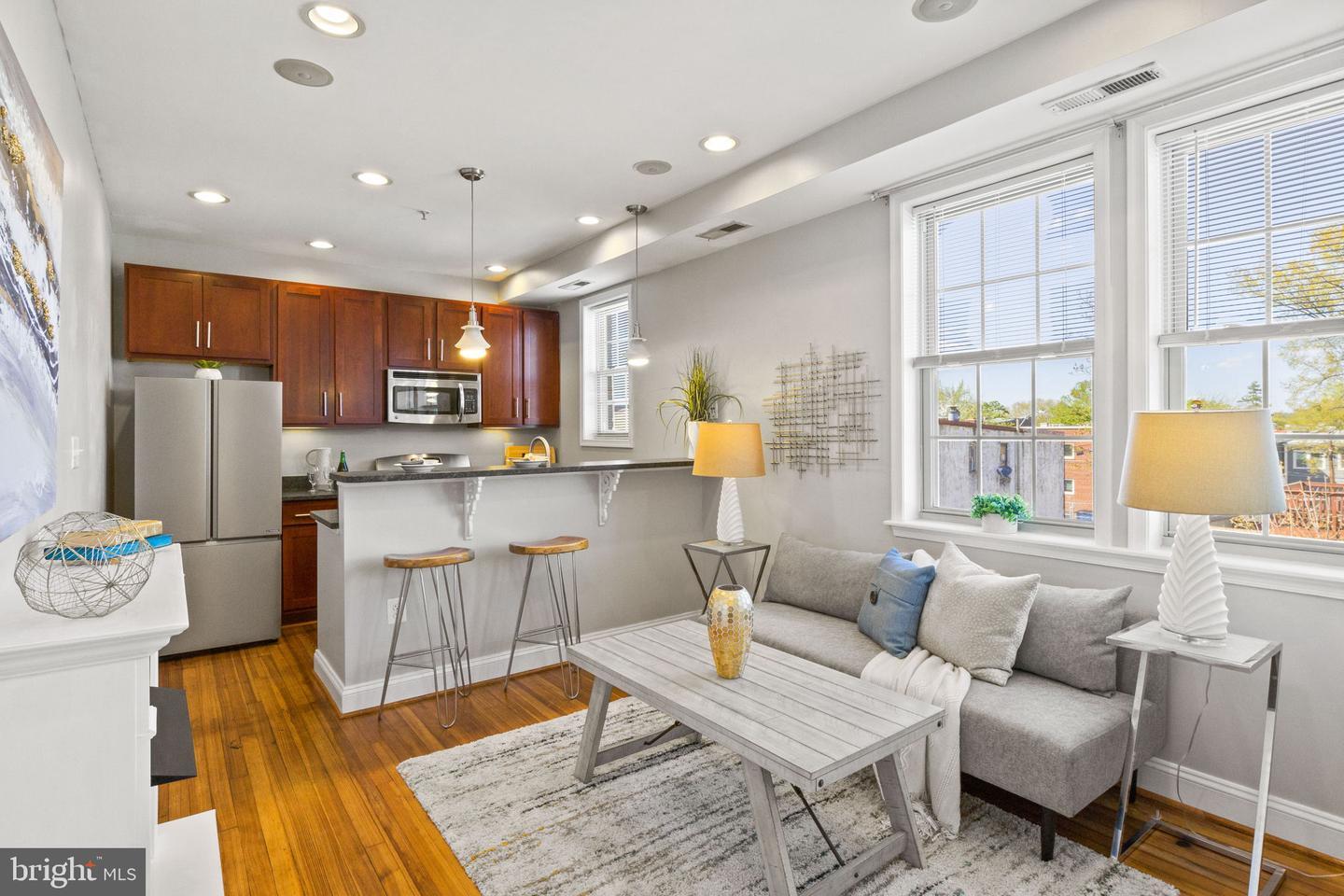 Property Photo:  410 15th Street NE 22  DC 20002 
