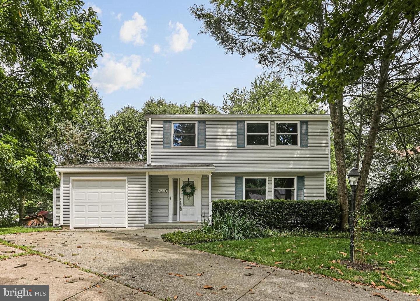 Property Photo: 6204 Farstar Place MD 21045
