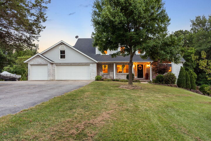 Property Photo: 10550 E David Allen Rd MO 65201