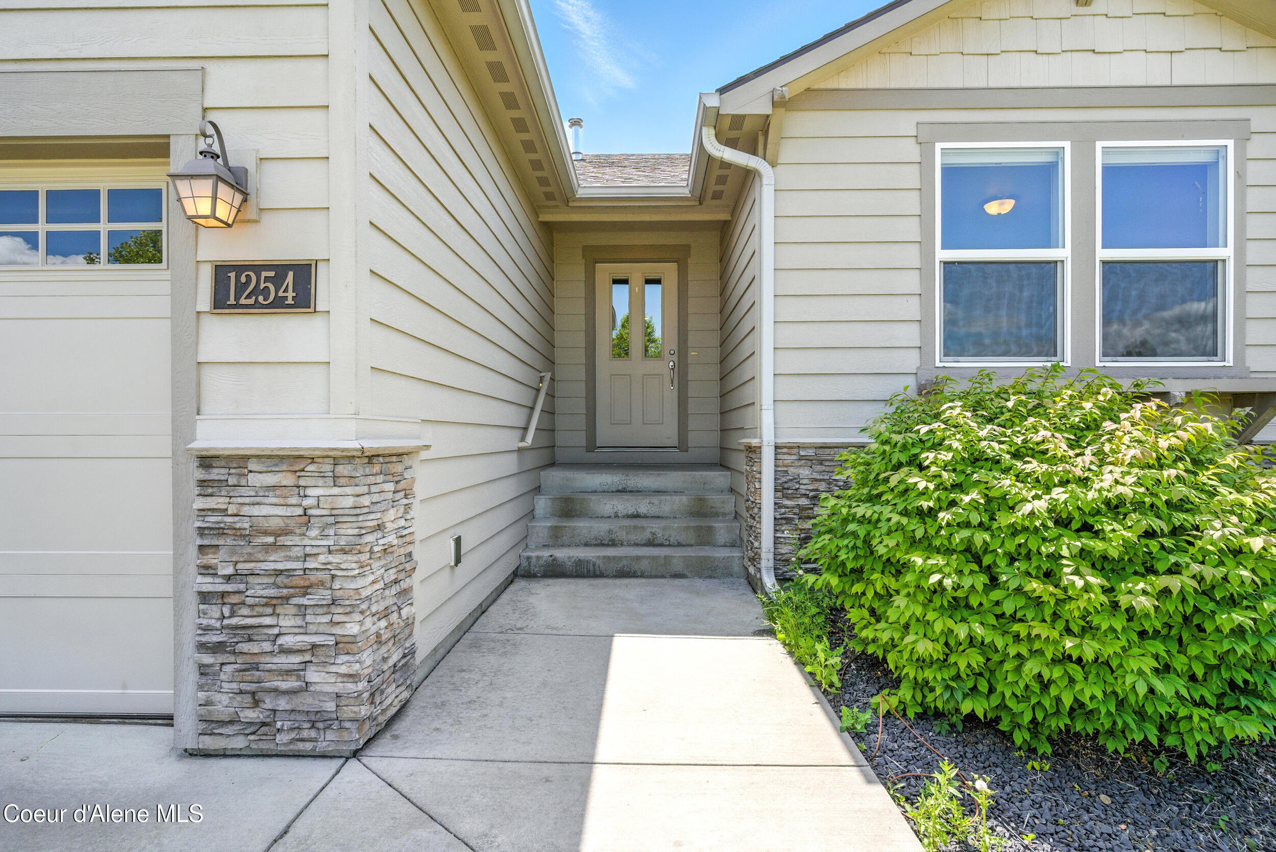 Property Photo: 1254 E Bogie Dr ID 83854
