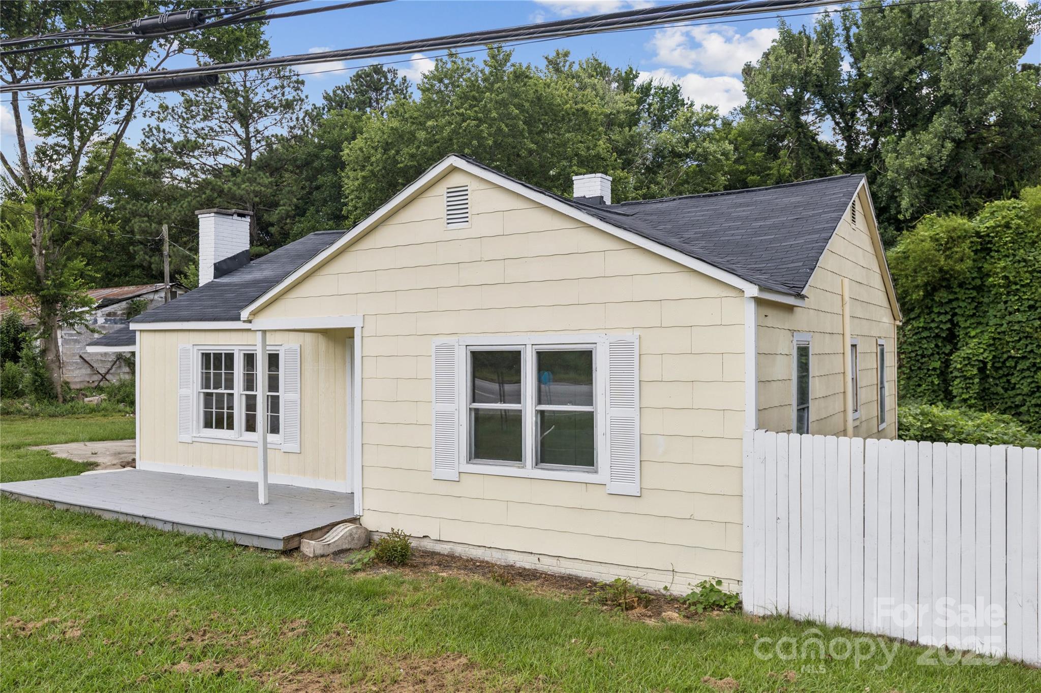Property Photo:  1208 Arch Street E 10  SC 29720 