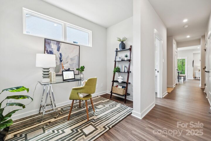 Property Photo: 9404 Munsing Drive 148 NC 28269