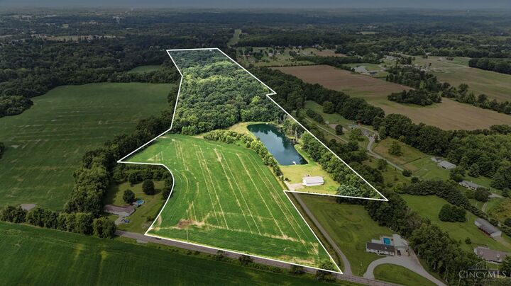 Property Photo:  