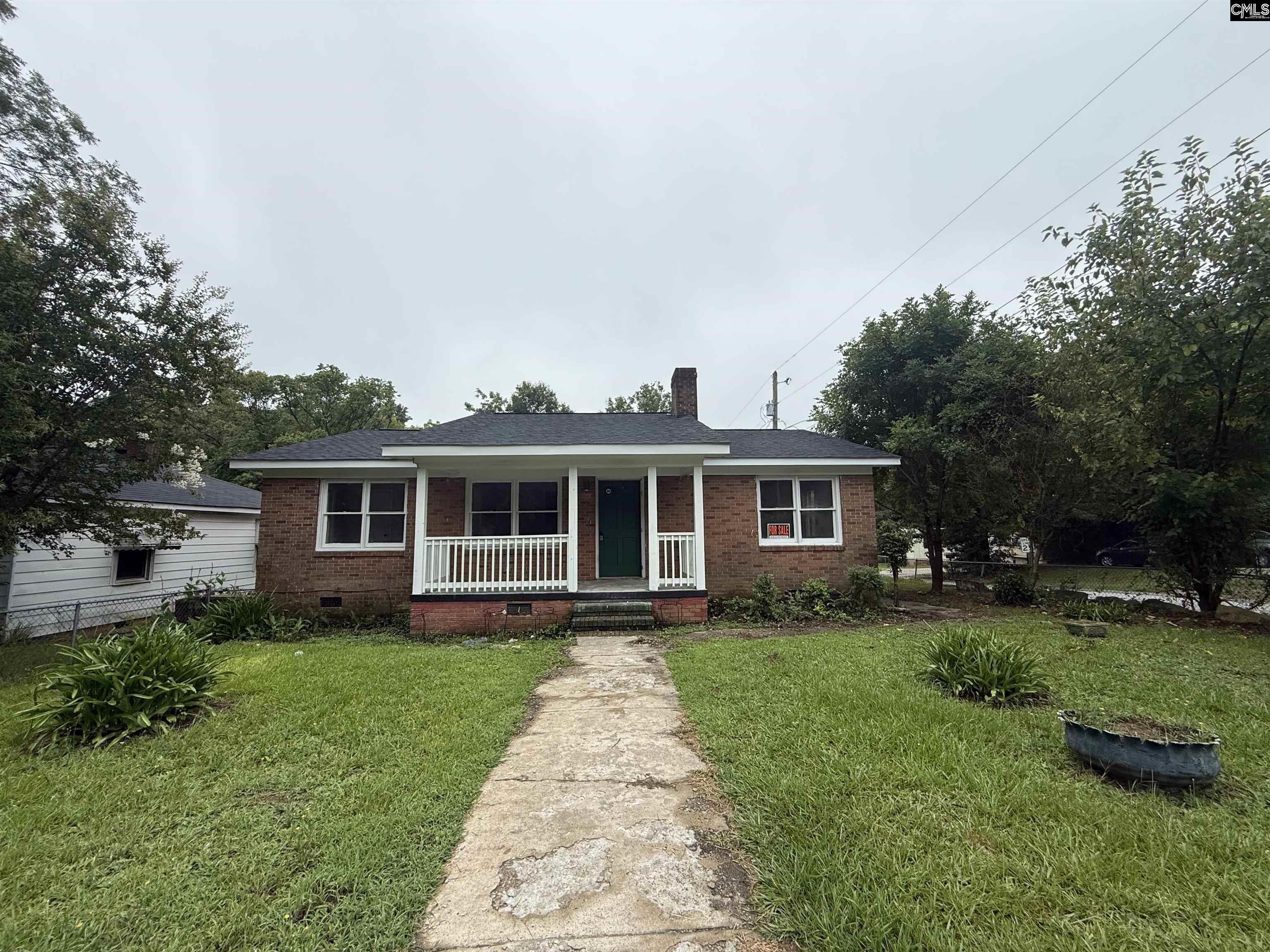 Property Photo:  2400 Johnstone  SC 29108 