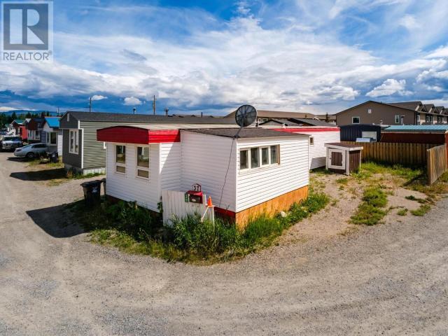 Property Photo:  37-37 Sycamore Street  YT Y1A 6E2 