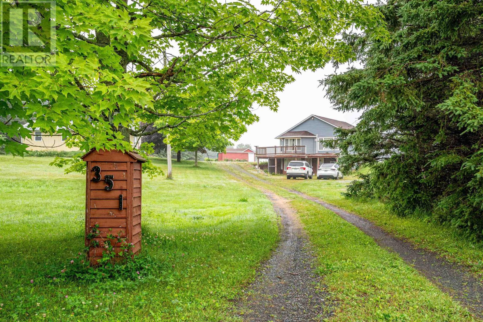 Property Photo: 351 Ocean Beach Rd NS B0N 1G0