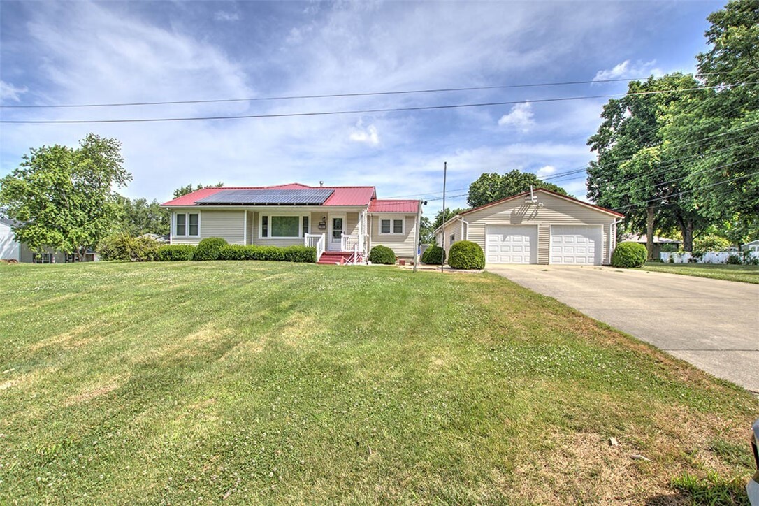 3204 Meadow Lane  Decatur IL 62521 photo