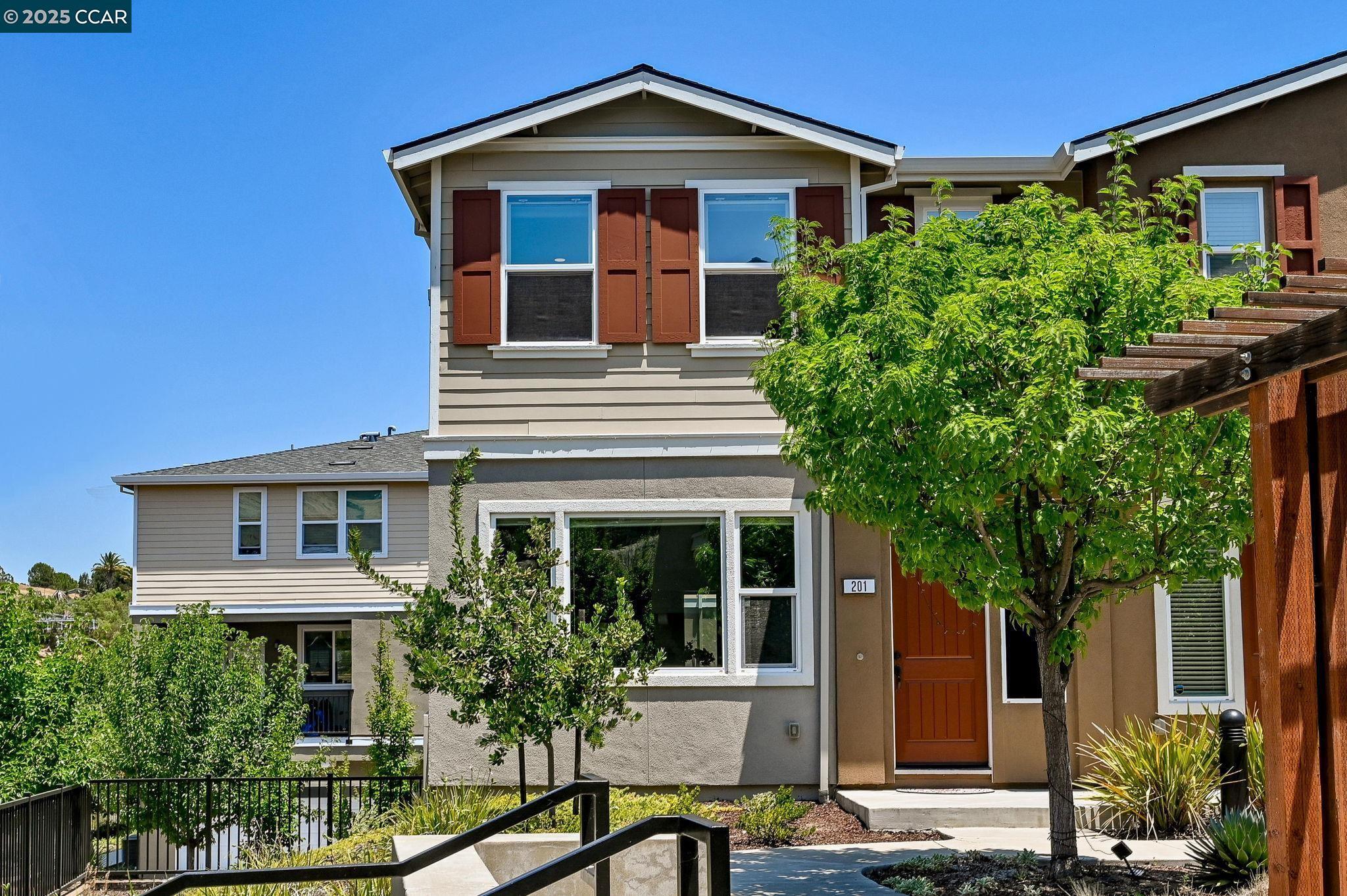Property Photo: 201 Tierney Pl CA 94553