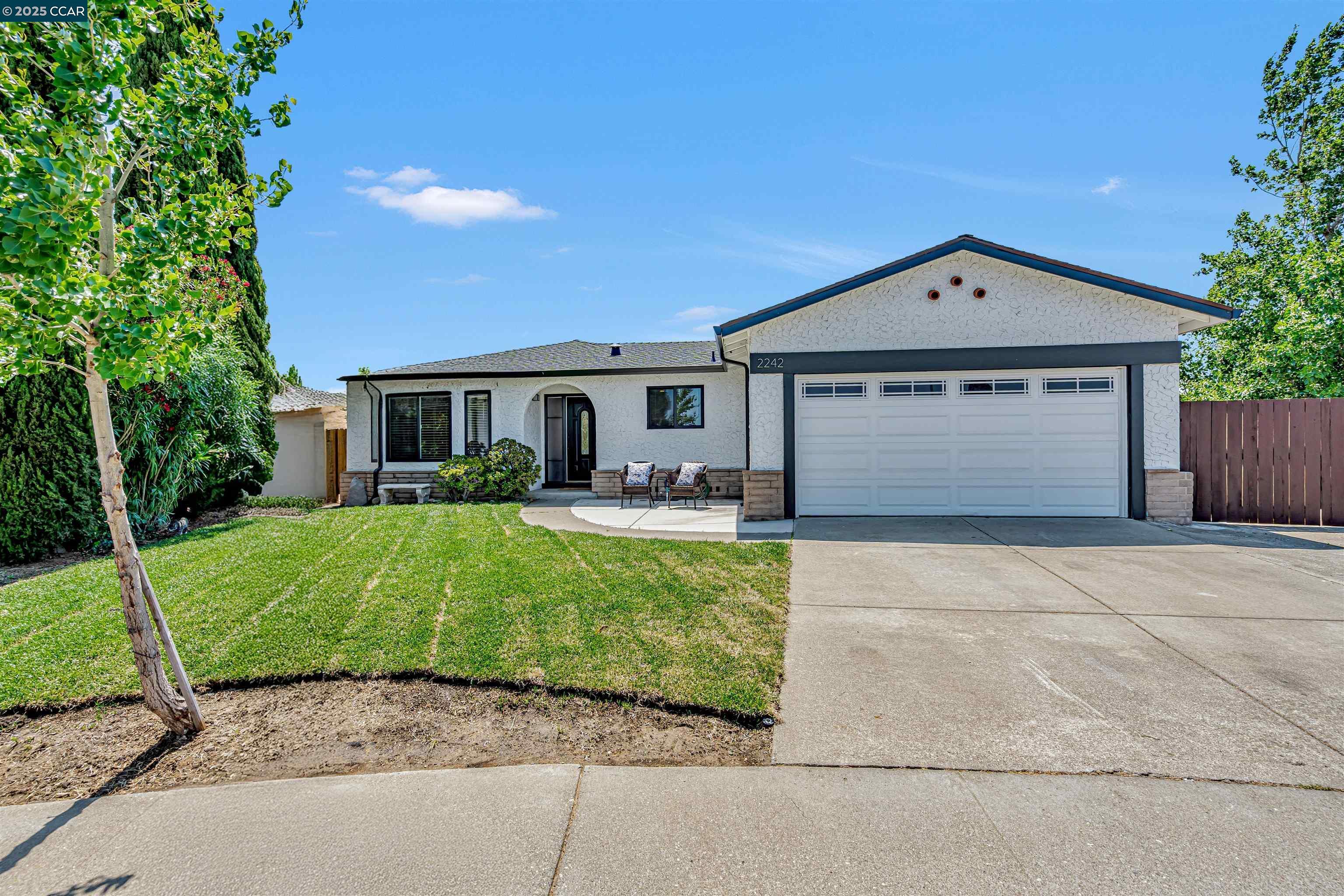 Property Photo: 2242 Westwood Ct CA 94565