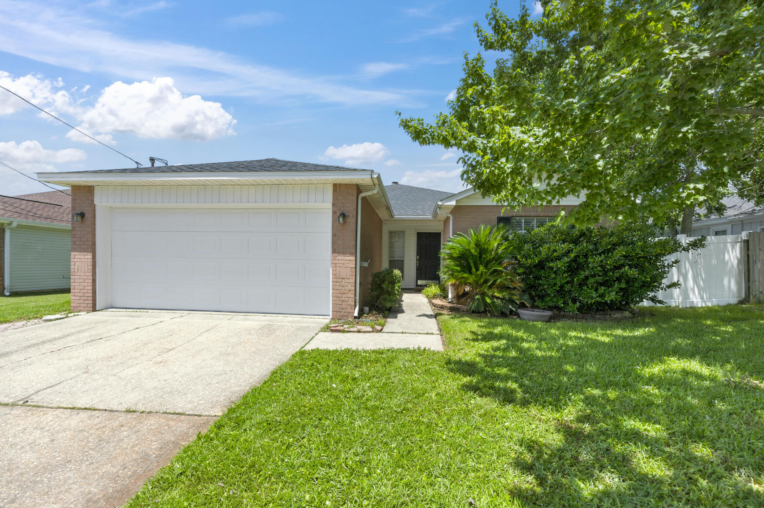 490 Channel Marker Street  Mary Esther FL 32569 photo