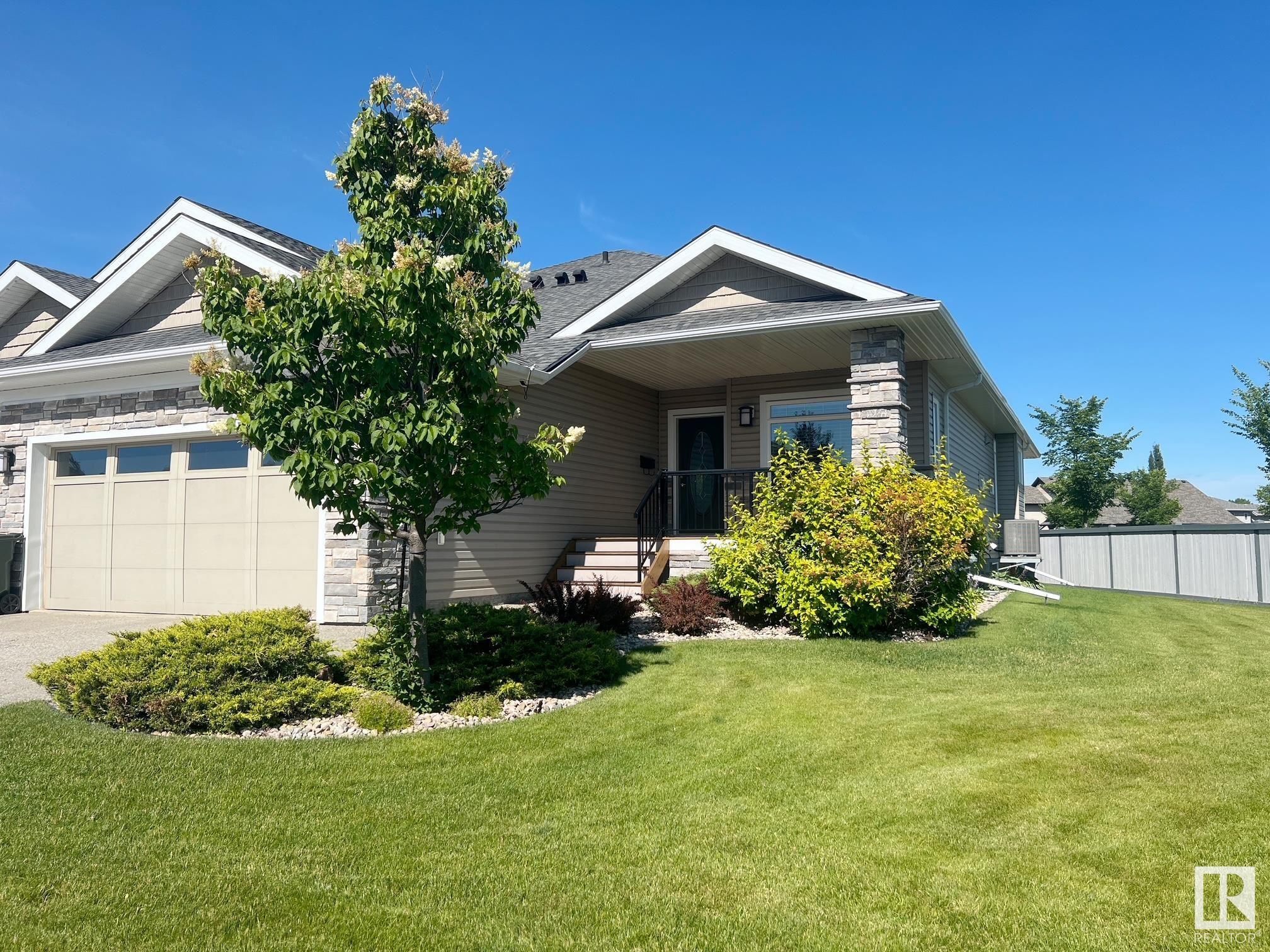 1 Lincoln Cove  Spruce Grove AB T7X 0N5 photo