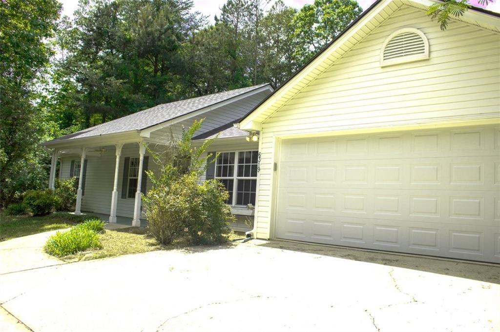 Property Photo: 6319 River Plantation Drive GA 30554