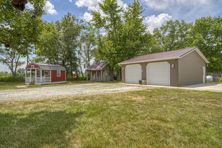 Property Photo: 1362 N 350 IN 47978