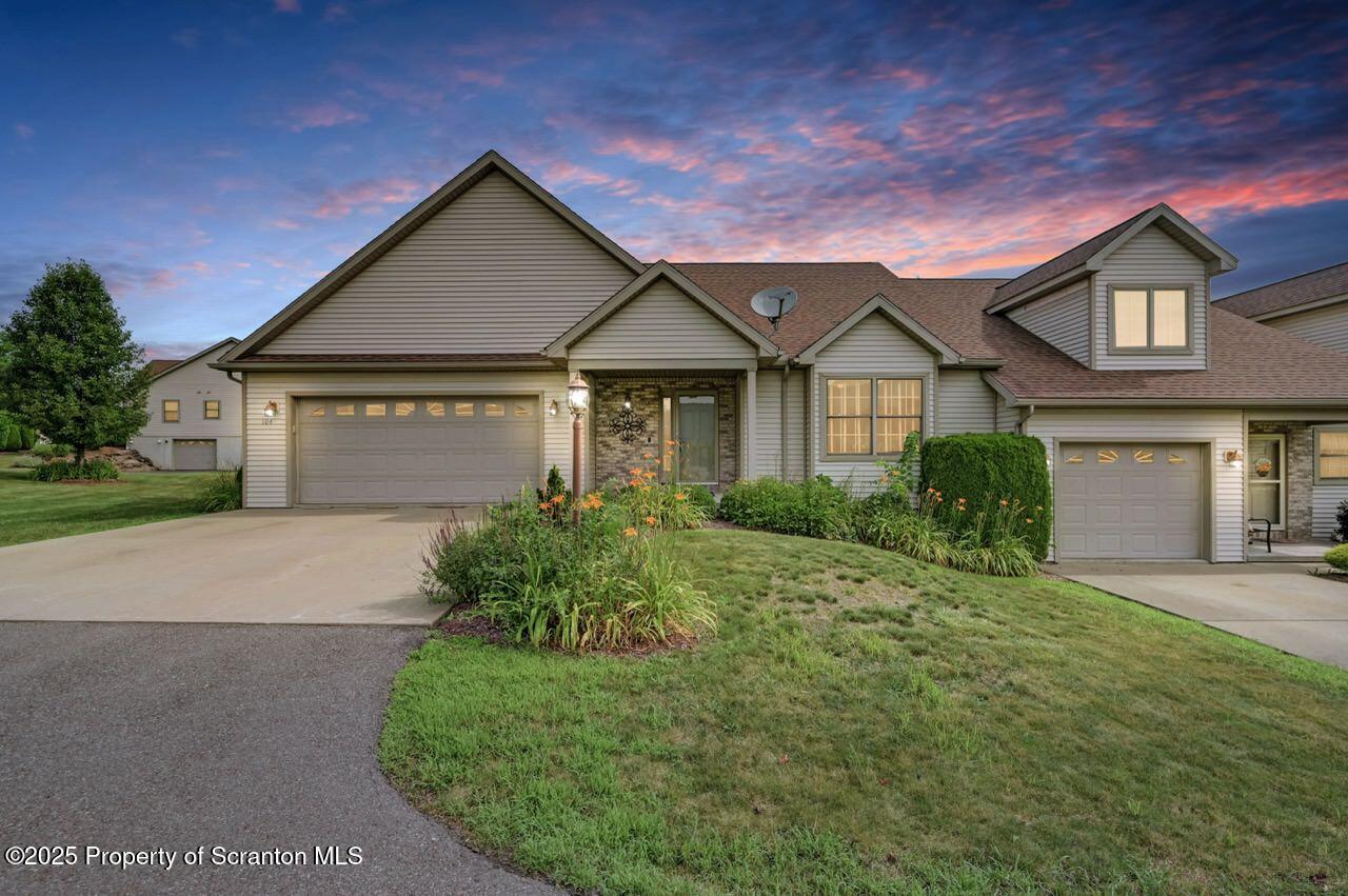 Property Photo: 104 Grandview Drive Drive PA 18657