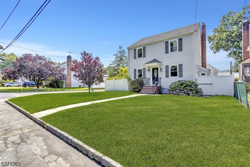 Property Photo: 118 Orchard Ter NJ 07083