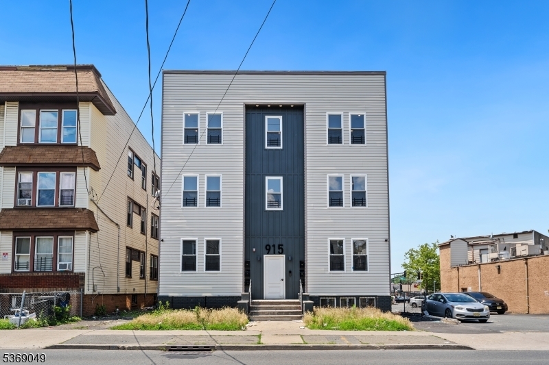Property Photo: 915 Grove St 2R NJ 07111