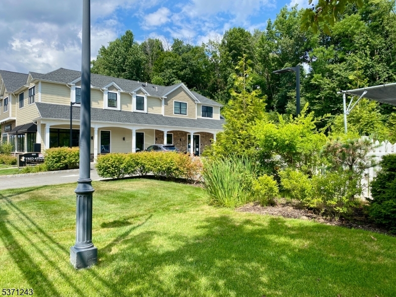 Property Photo:  688 Rt202 Main Road 2  NJ 07082 