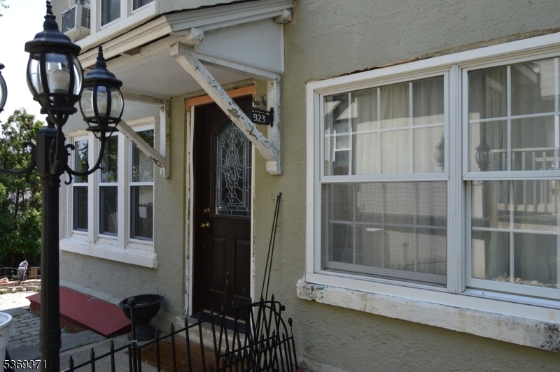 Property Photo: 923 Hillside Rd NJ 08865