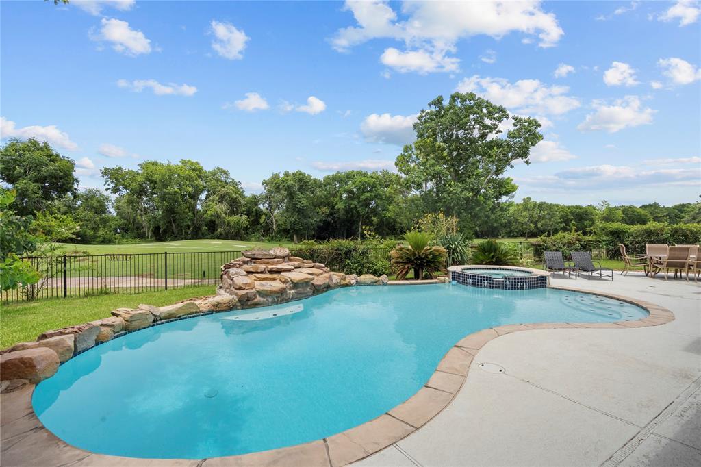 Property Photo: 3111 E Cedar Hollow Drive TX 77584