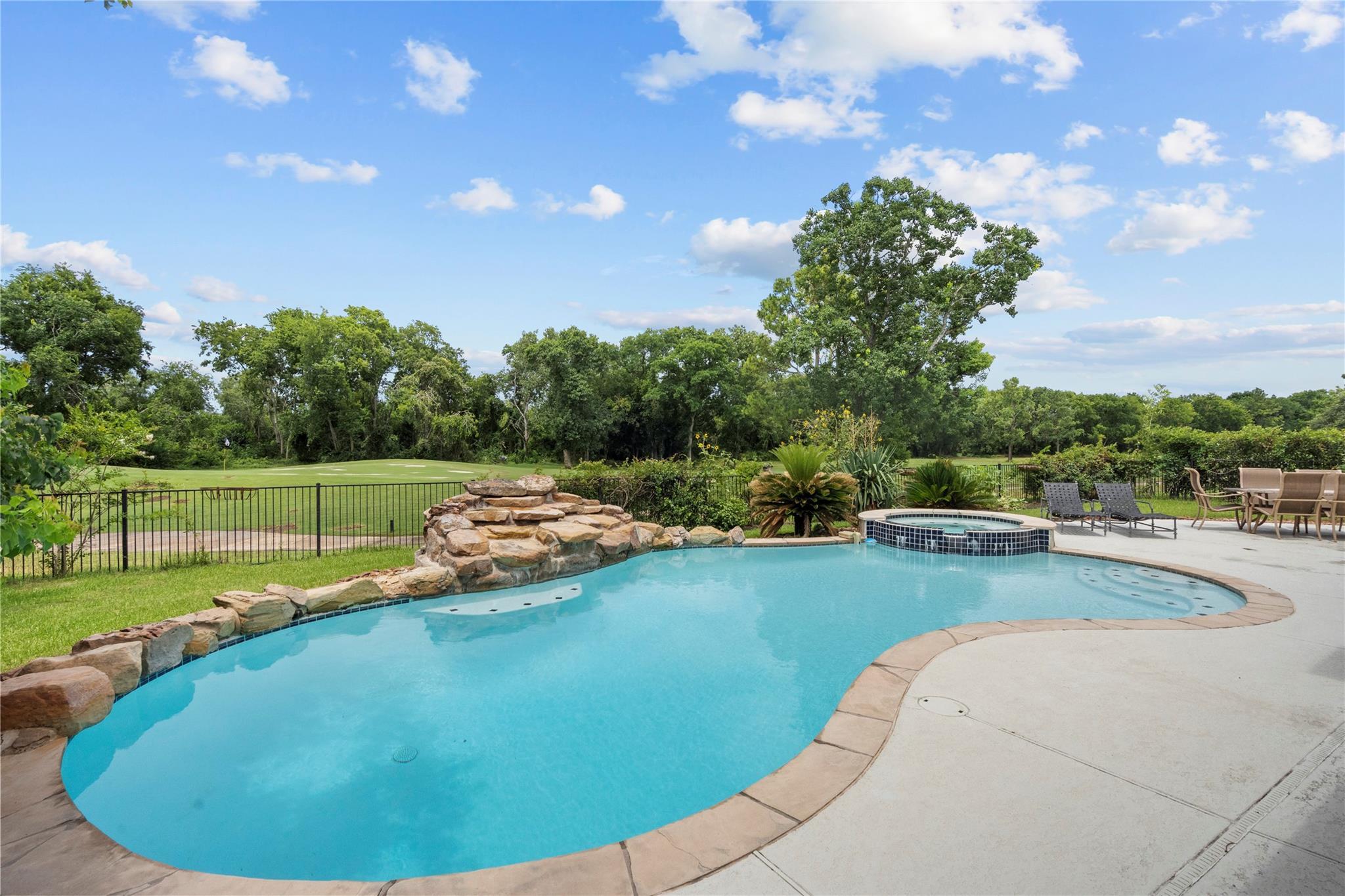Property Photo: 3111 E Cedar Hollow Drive TX 77584