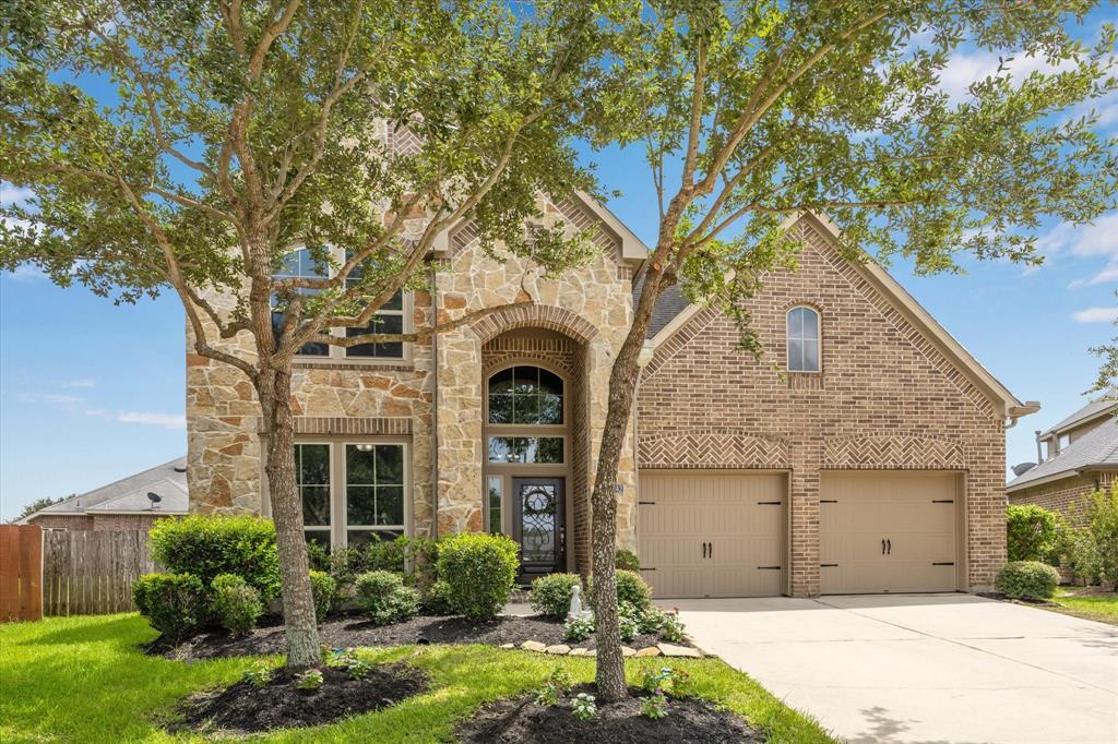Property Photo: 28842 Thornbird Court TX 77494