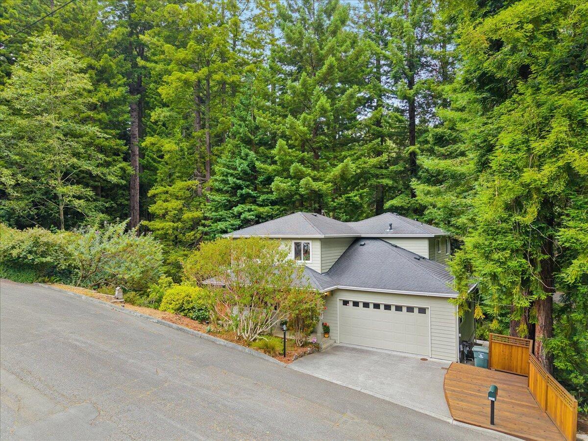Property Photo:  2227 Wood Street  CA 95501 