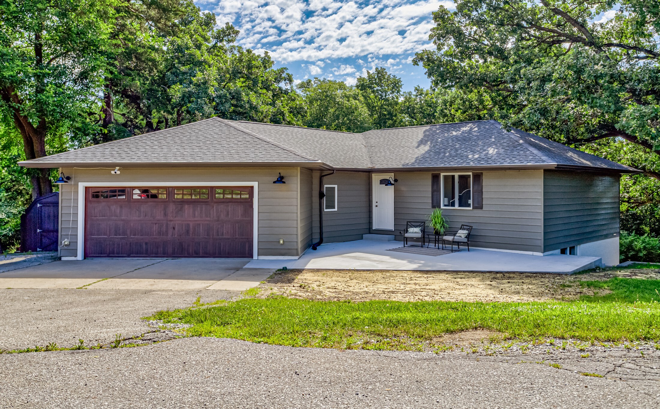 5524 N Dakota Avenue  Ames IA 50014 photo