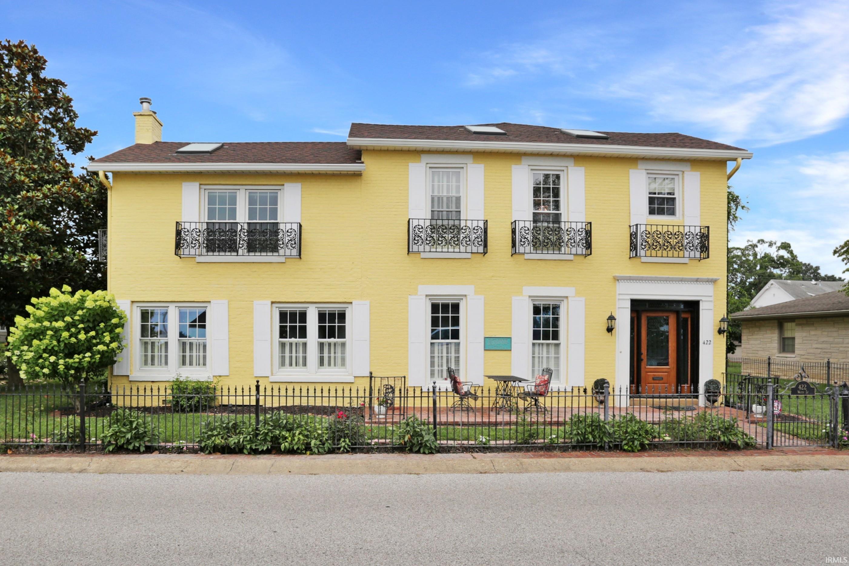 422 W Water Street  Newburgh IN 47630 photo