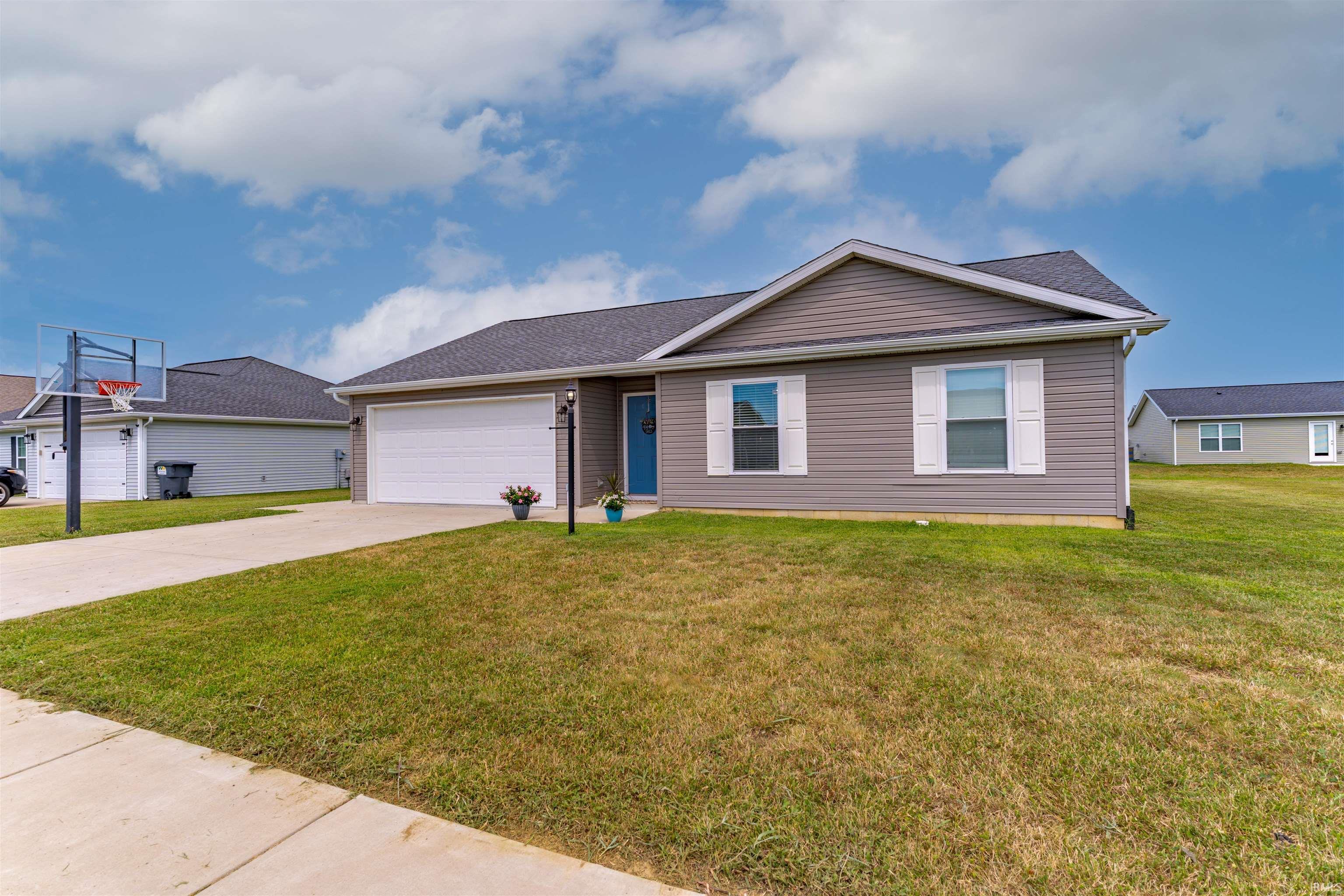 Property Photo: 357 Wabash Circle IN 47610