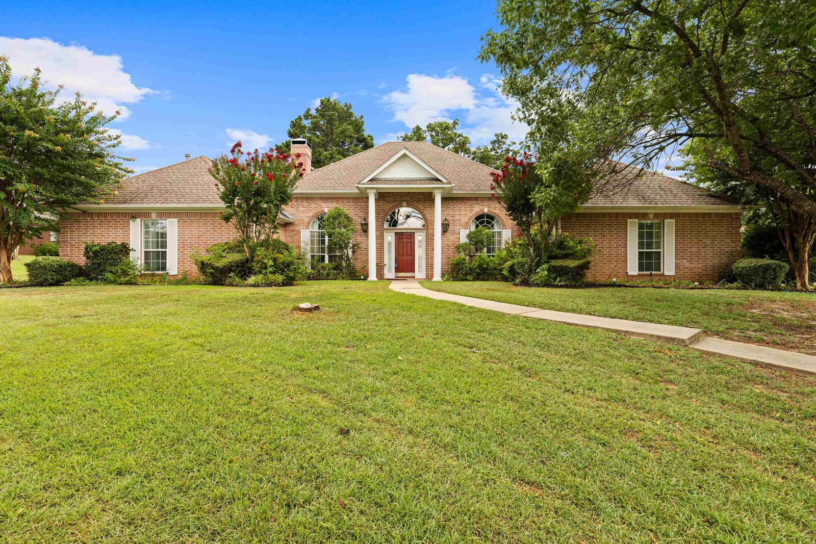 Property Photo:  320 Honey Creek Lane  TX 75605 