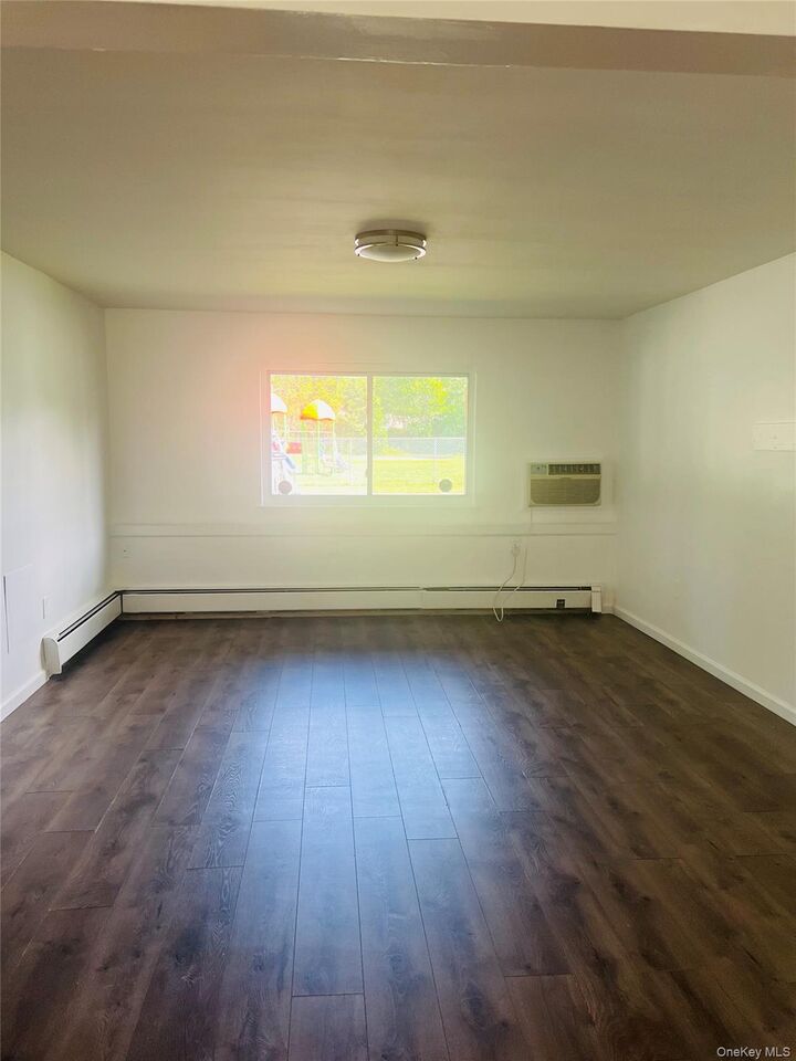 Property Photo: 19 Tanager Road 1901 NY 10950