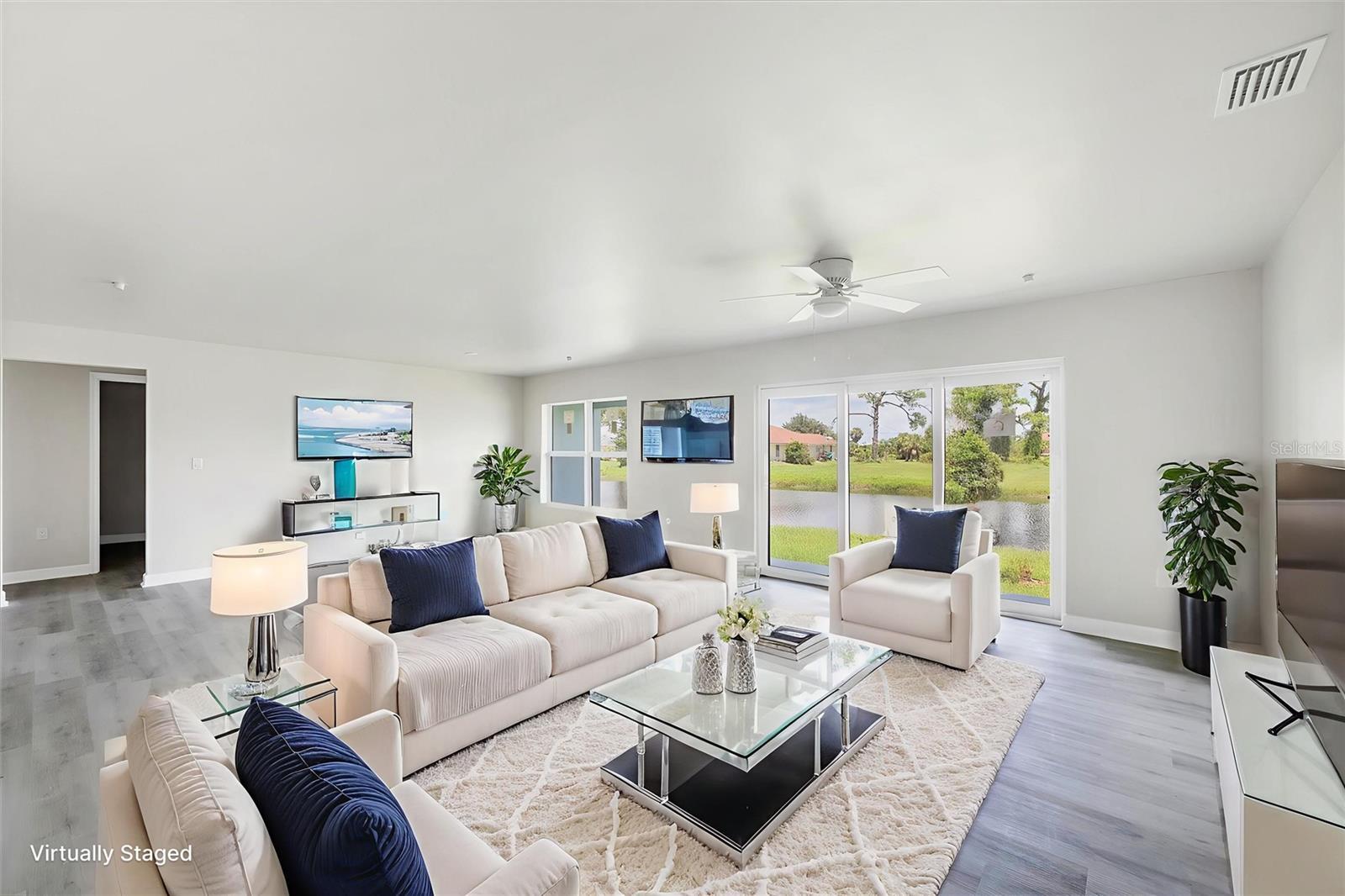 Property Photo: 236 Boundary Boulevard FL 33947