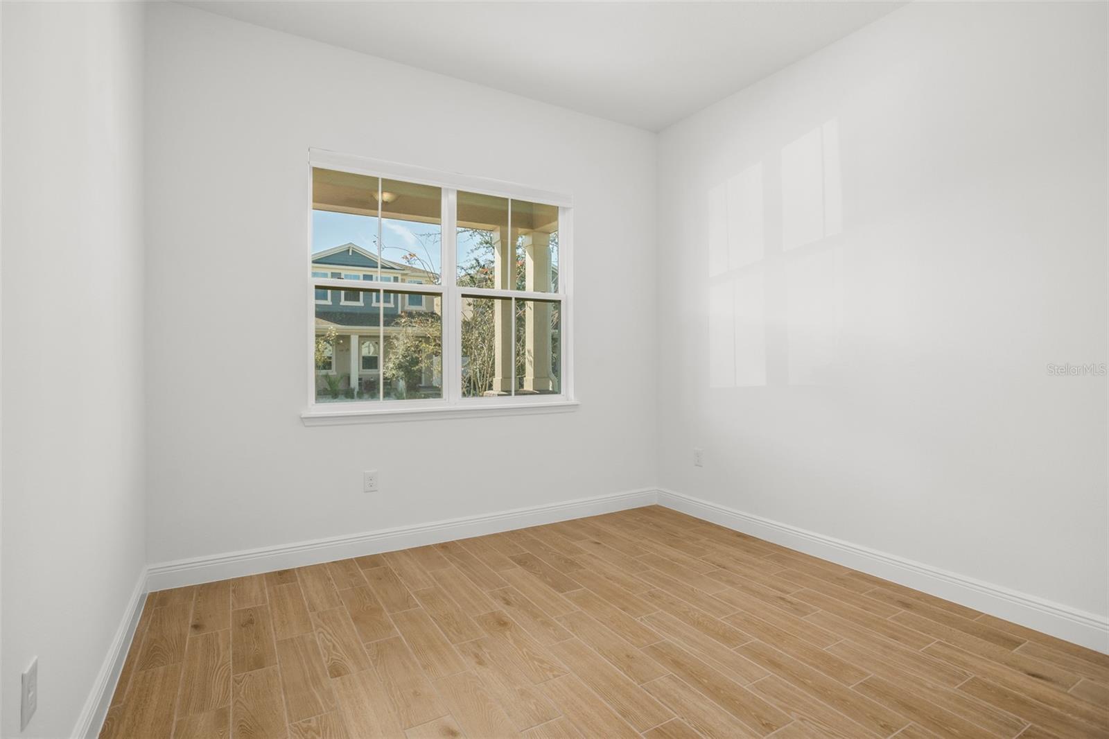 Property Photo: 15113 Mayberry Drive FL 34787