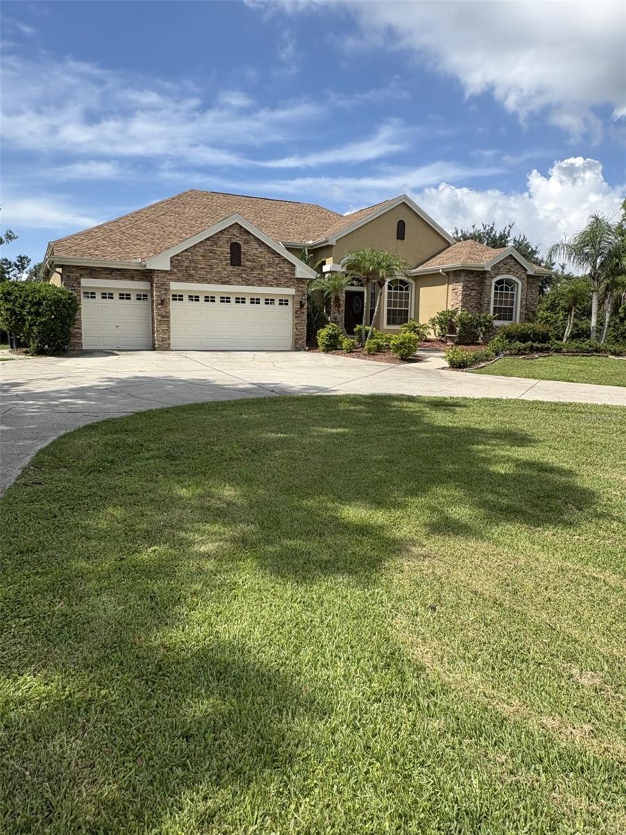 Property Photo: 12532 Twin Branch Acres Road FL 33626