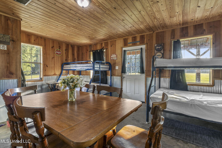 Property Photo: 5106 Vestry Road MS 39573