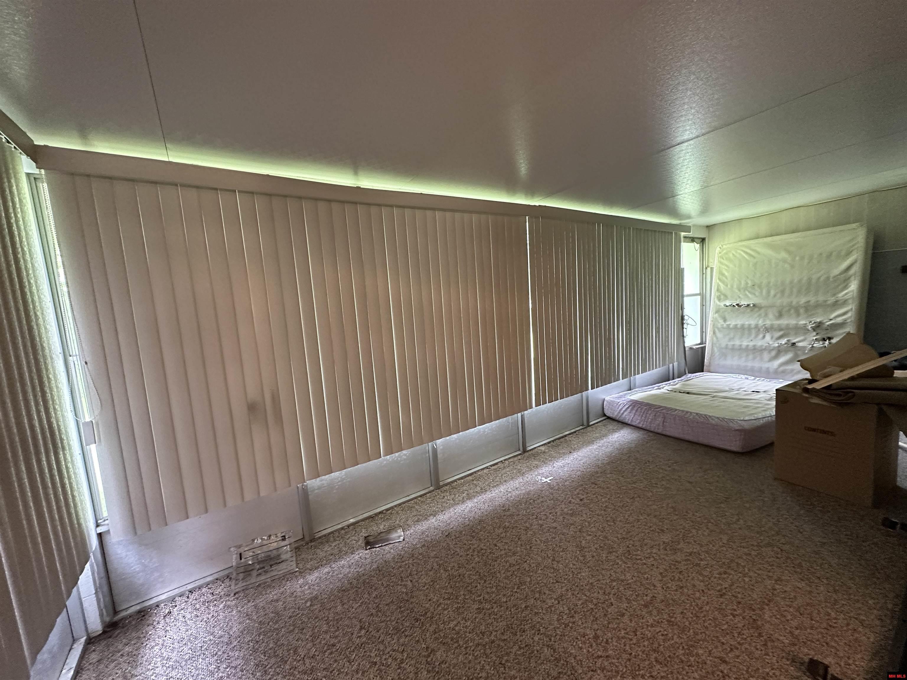 Property Photo: 1121 Meadowbrook Drive AR 72653