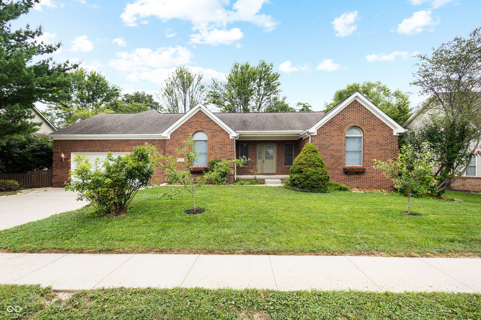 Property Photo:  3244 Skyview Court  IN 47203 