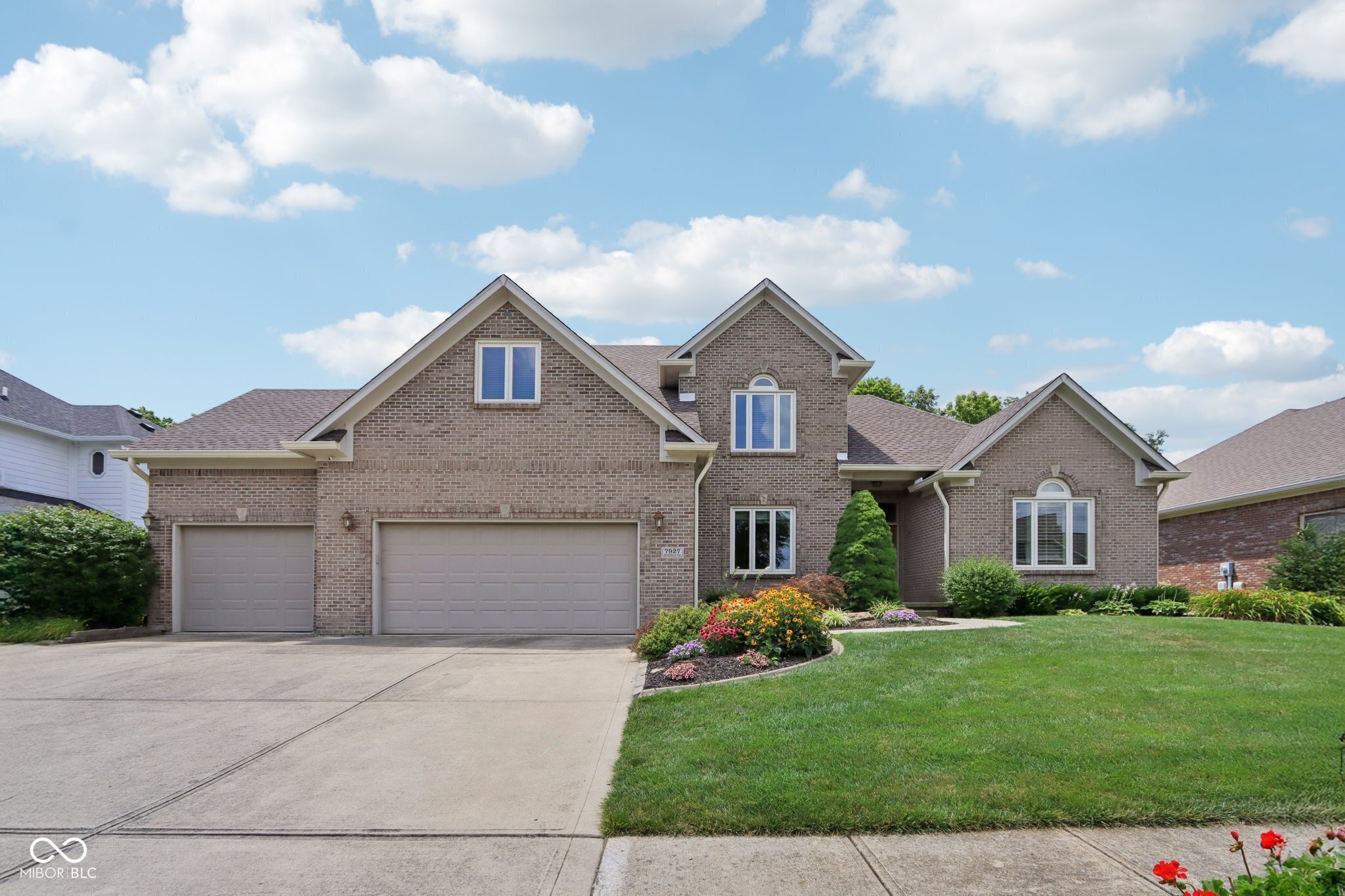 7927 Broadmead Way  Indianapolis IN 46259 photo