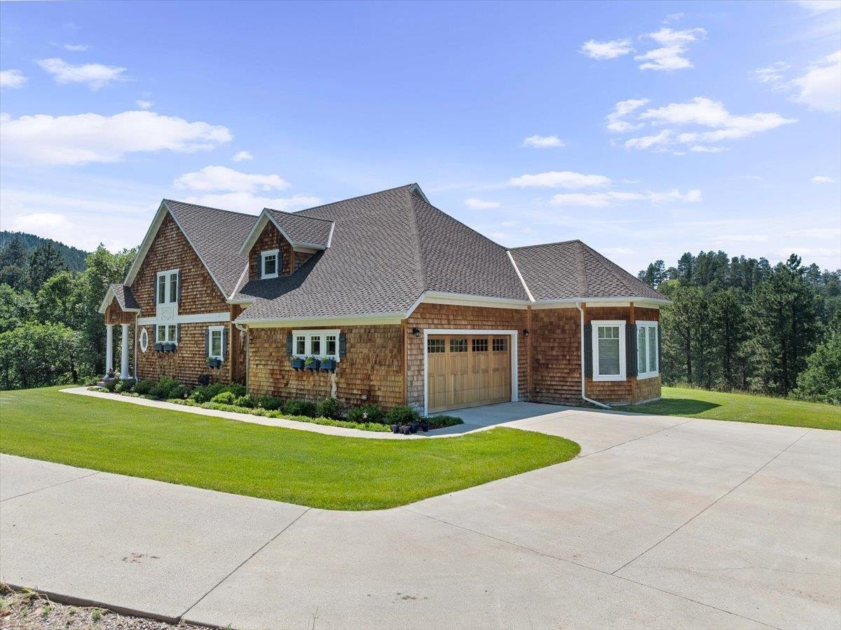 323 Pine Cone Avenue  Spearfish SD 57783 photo