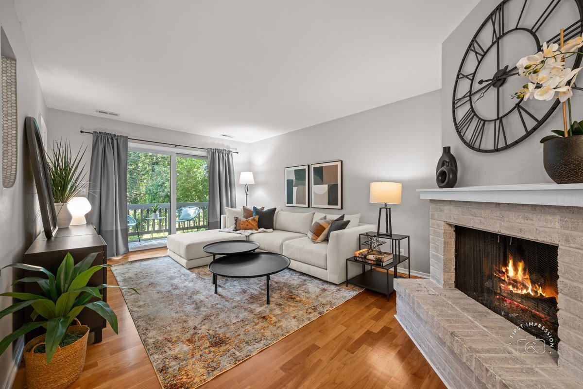 Property Photo: 29W440 Emerald Green Drive 25-F IL 60555
