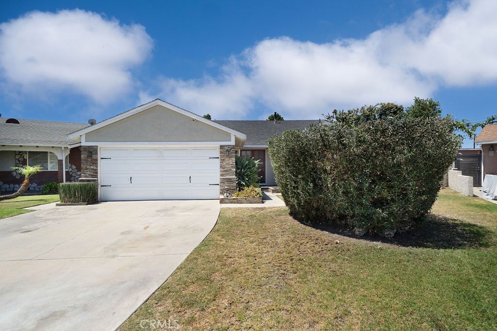Property Photo:  11302 Cheddar Street  CA 90650 
