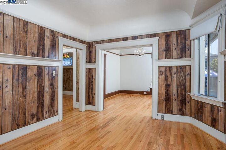 Property Photo:  1424 Walnut St  CA 94501 