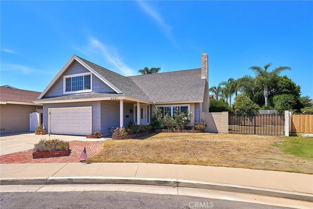 Property Photo:  5221 Del Este Circle  CA 90623 