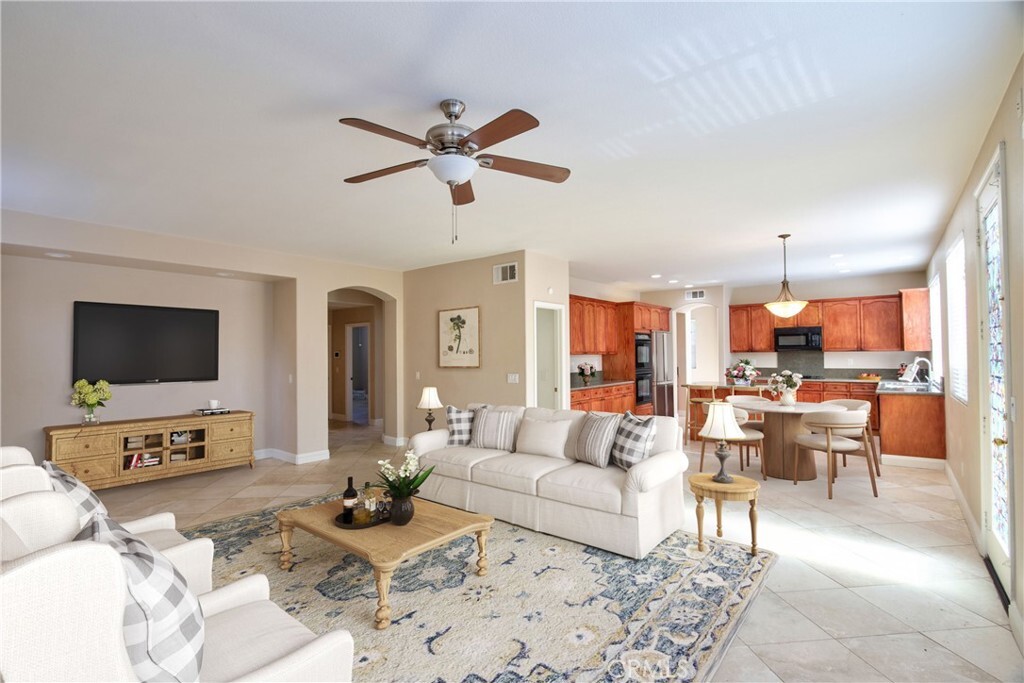 Property Photo:  23531 Hobart Court  CA 92562 