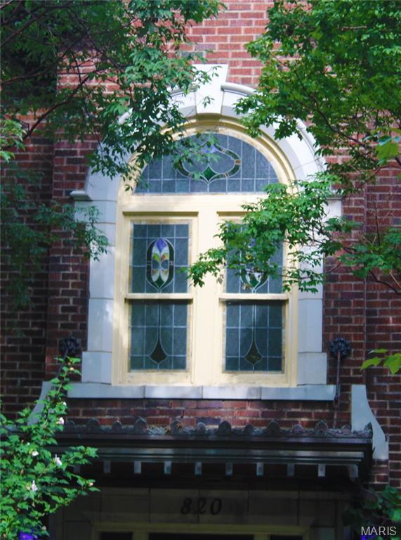 Property Photo: 820 Pennsylvania Avenue MO 63130