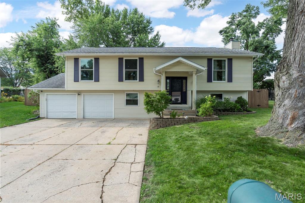 15 Ann Drive  St Peters MO 63376 photo