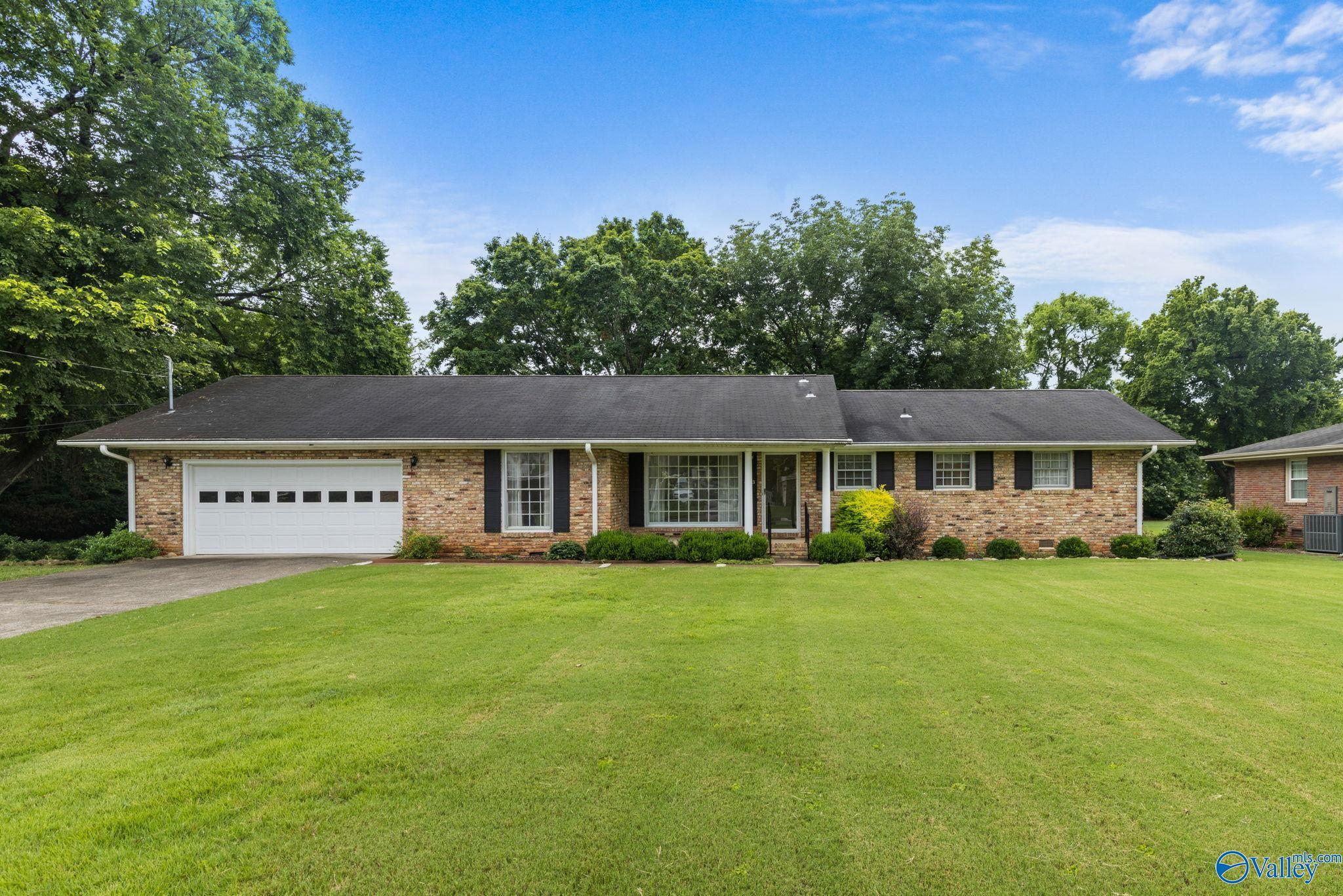 403 Homewood Drive SW  Huntsville AL 35801 photo